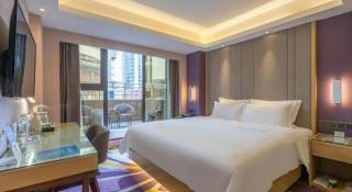 Lavande Hotel Chongqing Nanping Walking Street Wanda Plaza - 1