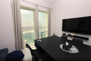 Waterfront 2BR | Near Reem Mall & ADGM | Sleeps 7 - 7