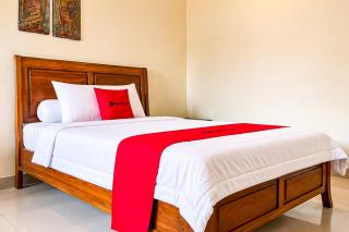 RedDoorz at Dago Griya Aspen Bandung - 6