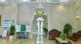 Vienna Hotel Shenzhen Bao'an Airport Taoyuanju Pingluanshan Metro Station - 3