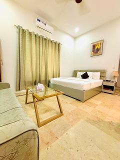 Hotel Business Boutique - Multan - 8