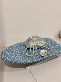 Warm Nest - The Podium near Aeon Kch Studio 5pax - 4