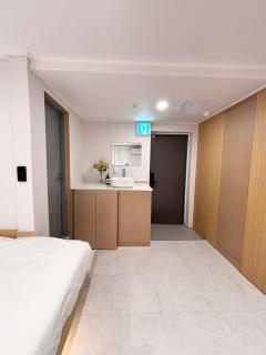 Monolith Stay Hotel Incheon Bupyeong Station - 5