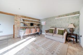 Tye Barn – Luxury Country Retreat Near Newmarket - 1