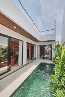 1BR Stylish Private Pool Villa in Tumbak Bayuh - 9