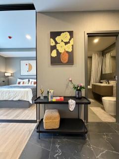 Perfect Location to Explore Bangkok 1 Min to MRT - 4