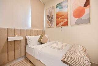 Warm & Stylish 4BR Villa with Pool Access - 3