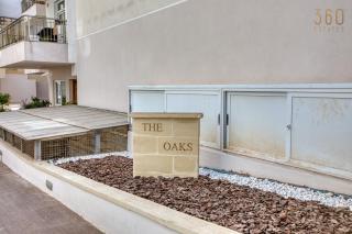 Siggiewi Penthouse with Two Terraces, 3 Bed - 2