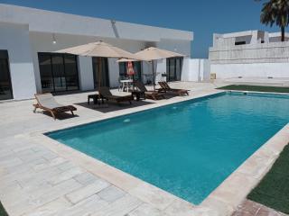 Belle villa privée avec piscine - 2