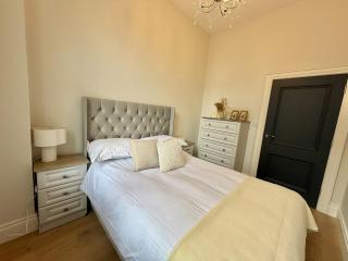 Gosford Place - 1