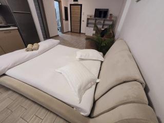 Sea Breeze Luxury Apartment - 8