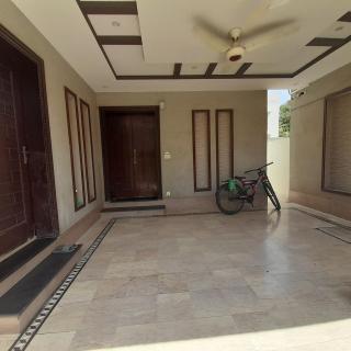 Two Bed rooms house Near to park and shopping mall - 2