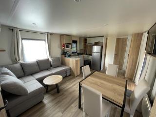 Mobil-Home camping Les Charmettes 4 étoiles - 3