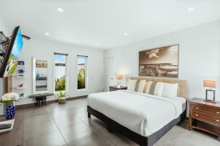 esmeralda126b - Palm-Eagle Beach - 9