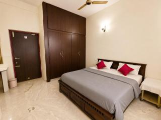 John's Luxury Ambience - 3