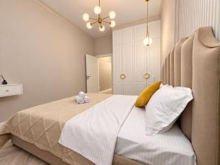 Elite Arcada Apartments - 4