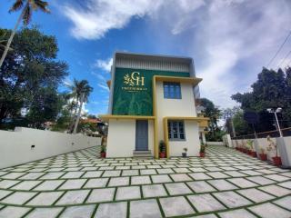 Chothi Hills Apartments - 0