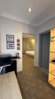 Stylish Studio with Smart Entry - 7