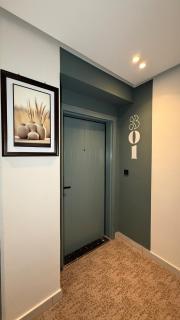 Stylish Studio with Smart Entry - 3