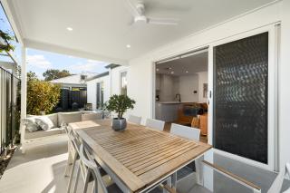 Somerton Days - Contemporary Escape near the Beach - 0