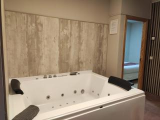 The Vanilla Suite - 8