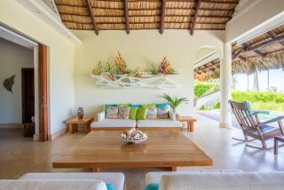 Private family haven by the sea - 8