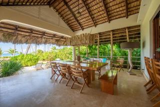 Private family haven by the sea - 2