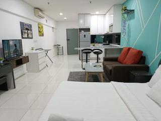 KLCC Summer Suites By Joy Suites - 5