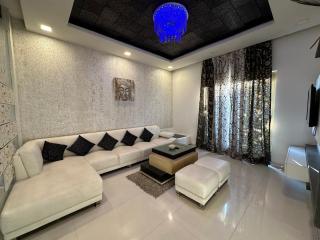 Premium 4BHK Villa Style Stay with Private Garden - 2