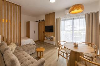 The Coastal Nest, Warm & Modern Studio, Sea View - 2