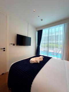 Sunshine Two Bedroom Pool Access Apartment - 6