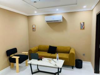 New Furnished Luxury Apartment Self Check-in - Free Fast Wifi Free Parking - Bahria Town - 1