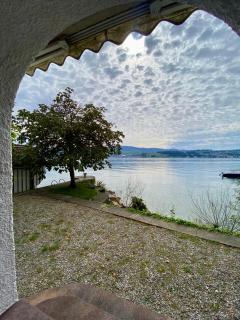 Stunning Lake Zurich Waterfront Villa - 5