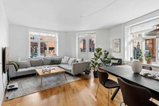Large apartment in Aalborg with a beautiful garden view - 0
