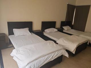 Lahore Friendship Hotel - 5