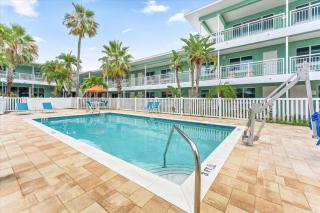 Tropic Terrace - 0