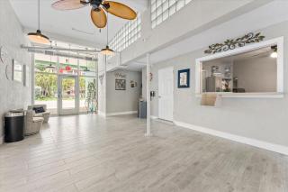 Tropic Terrace - 5