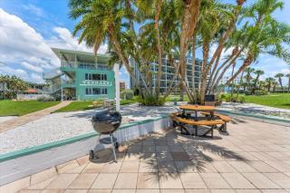 Tropic Terrace - 8