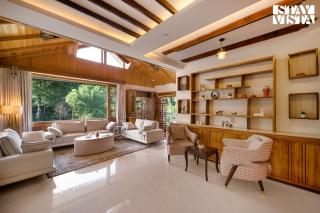 StayVista at Shivangan Kasauli with BBQ, Bathtub & Infinity Pool - 5