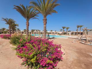 Beachfront Cabana with Sea View at Mesca Soma Bay - 8