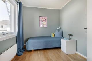 2 Bedroom Apartment in Larvik Near Color Line Ferry & Free Parking - 6