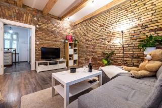 BNB Apartment in quiet street - 1