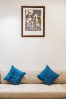 ART boutique suite جناح فاخر بكرسي مساج و موقع راقي - 1