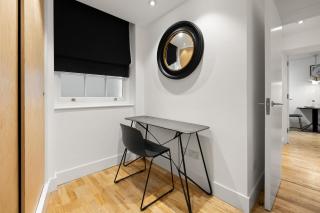 Kula London - Bloomsbury - 9
