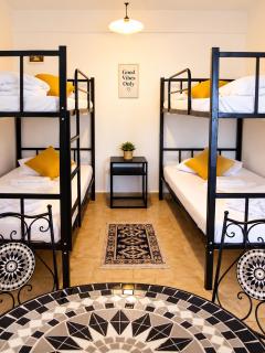 Taxi Hostel - 0