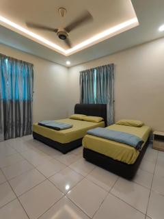 Familia Guesthouse - 9