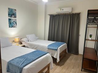 Spacious 3BR Apartment Steps from AUC - Balcony & Parking - 3
