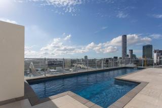 One Bedroom South Brisbane - 1