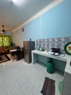 Aenis Homestay Seri Iskandar Titi Gantung Bota - 1