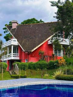 Villa alam indah merah - 0